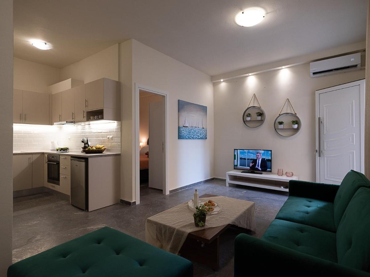 Luxury Apts Heraklion Center Екстер'єр фото